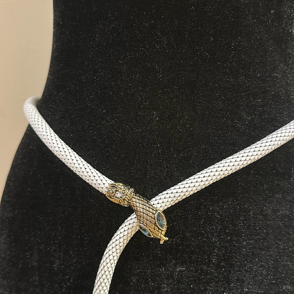 DL Auld White Mesh Snake Belt Necklace Crystal Blue Eyes Gold Tone VTG Signed.